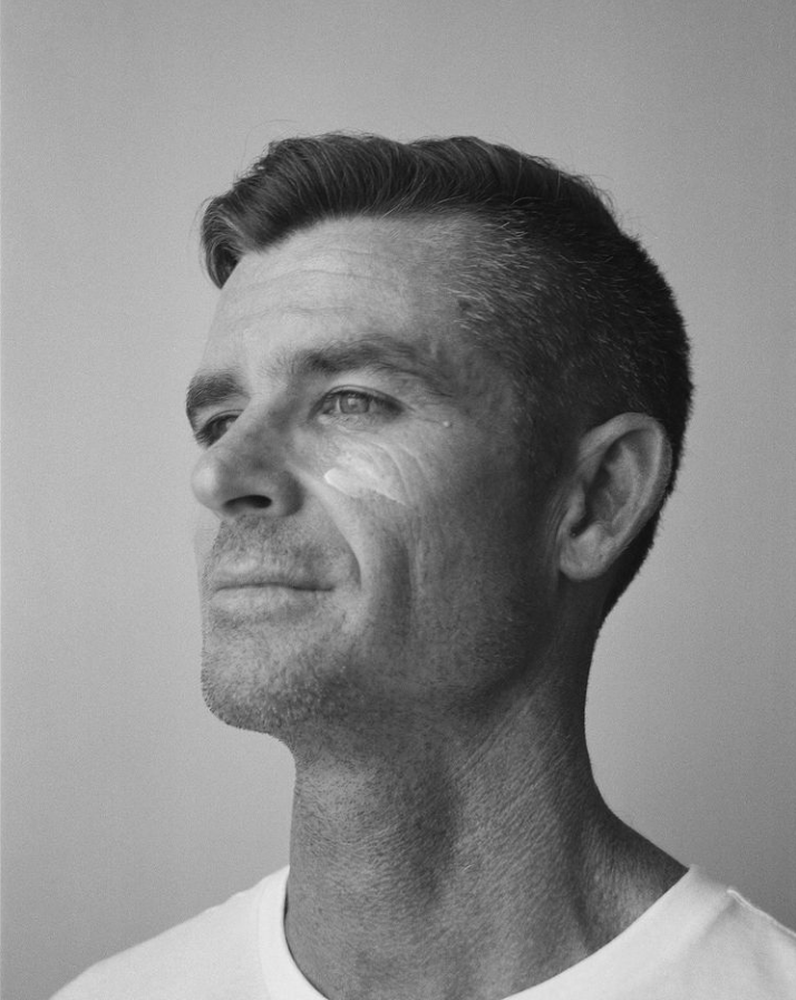 A man following a dedicated skincare routine tailored for men, emphasising skincare for men's unique needs.